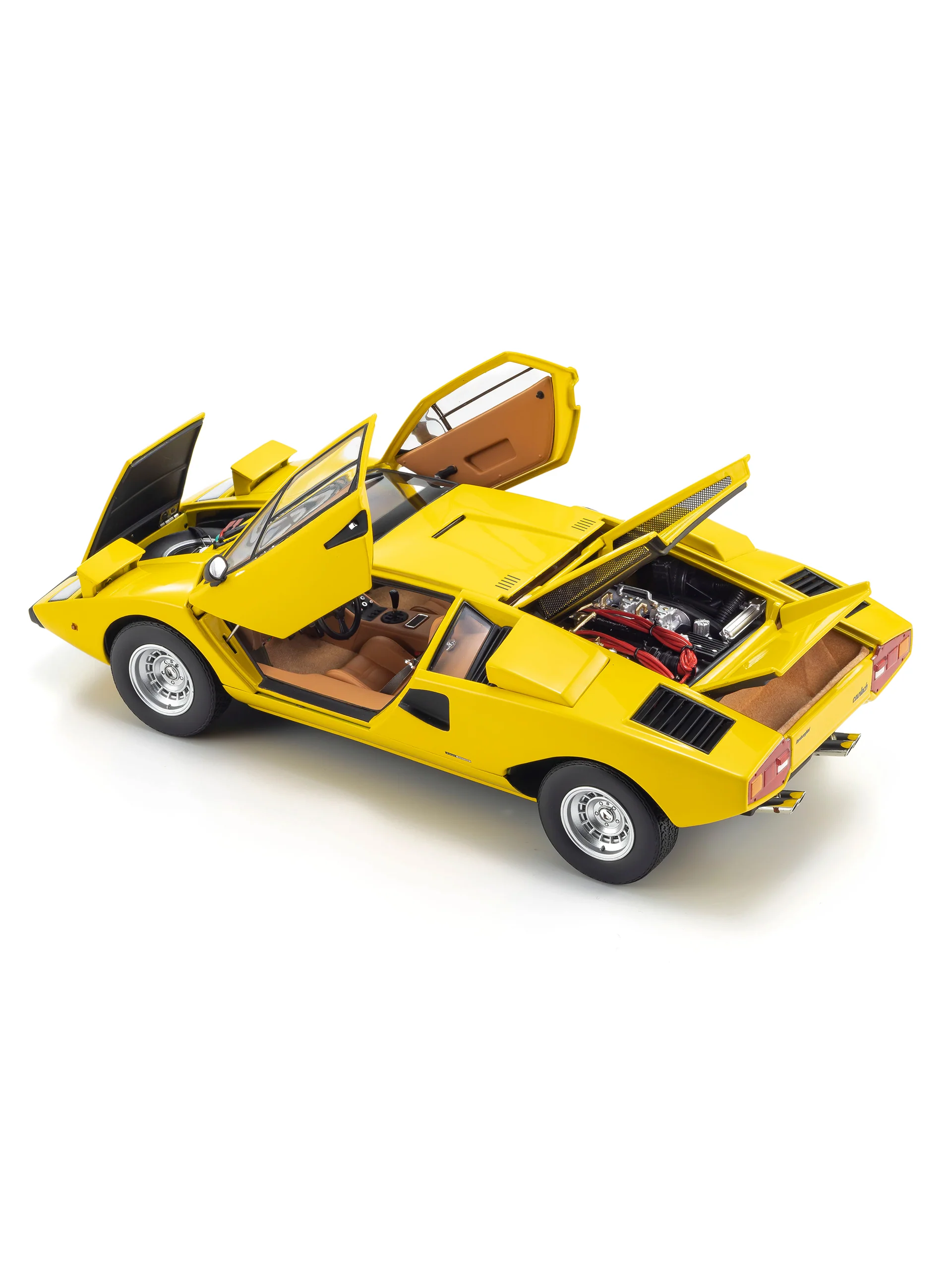 Yellow Countach LP400 model car, scale 1:18 - Image 4