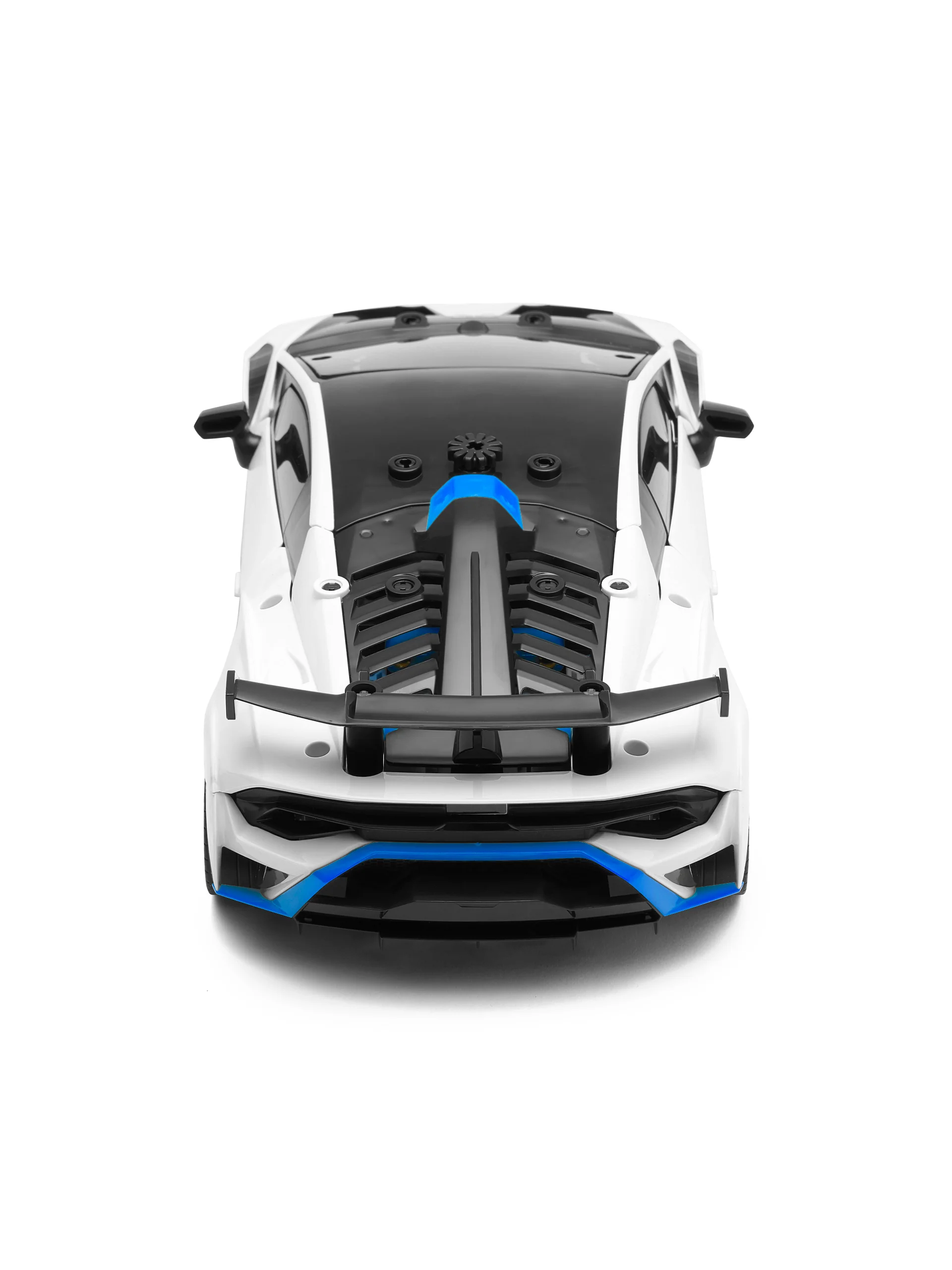 Huracán STO model kit, scale 1:15 - Image 4